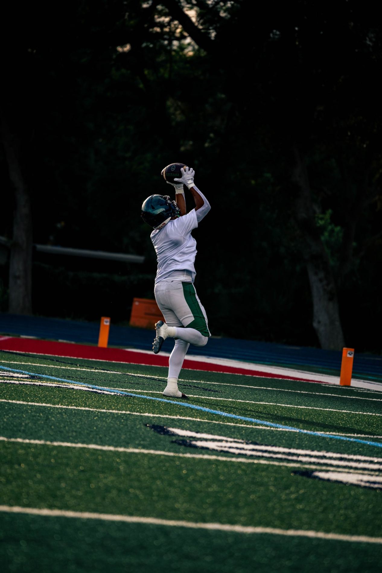 Sideline Catch in Traffic